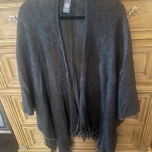 Vince Camuto Charcoal Fringe Women's Poncho